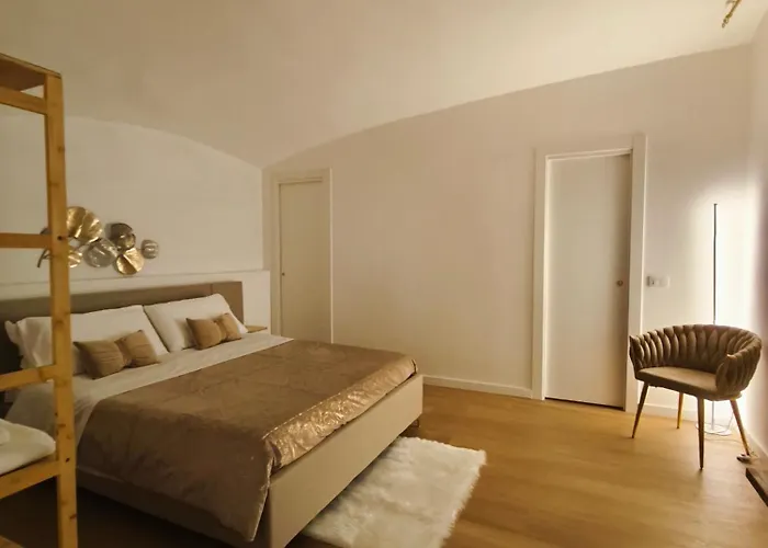 Apartment Theatrum 44